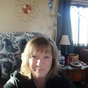 Meet your Posher, Lynne